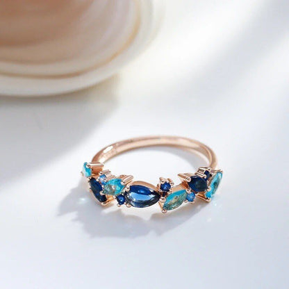 Eleganter Ring 585 RG Rotgold Rosegold mit Saphir blauen Zirkon 56 (17,8 mm Ø)