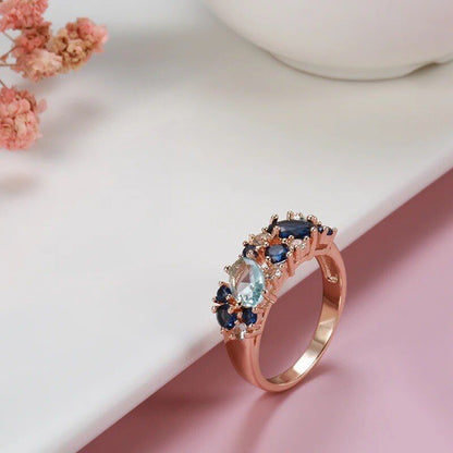 Eleganter Ring 585 RG Rotgold Rosegold mit Saphir blauen Zirkon 57 (18,1 mm Ø)