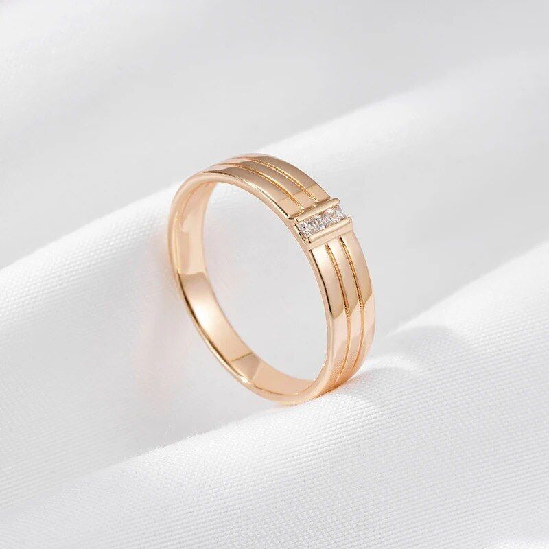 Eleganter Ring 585 RG Rotgold Rosegold mit funkelnden Zirkon 56 (17,8 mm Ø)