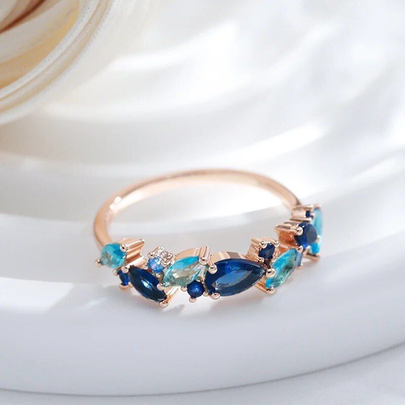 Eleganter Ring 585 RG Rotgold Rosegold mit Saphir blauen Zirkon 56 (17,8 mm Ø)