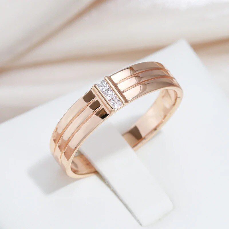 Eleganter Ring 585 RG Rotgold Rosegold mit funkelnden Zirkon 56 (17,8 mm Ø)